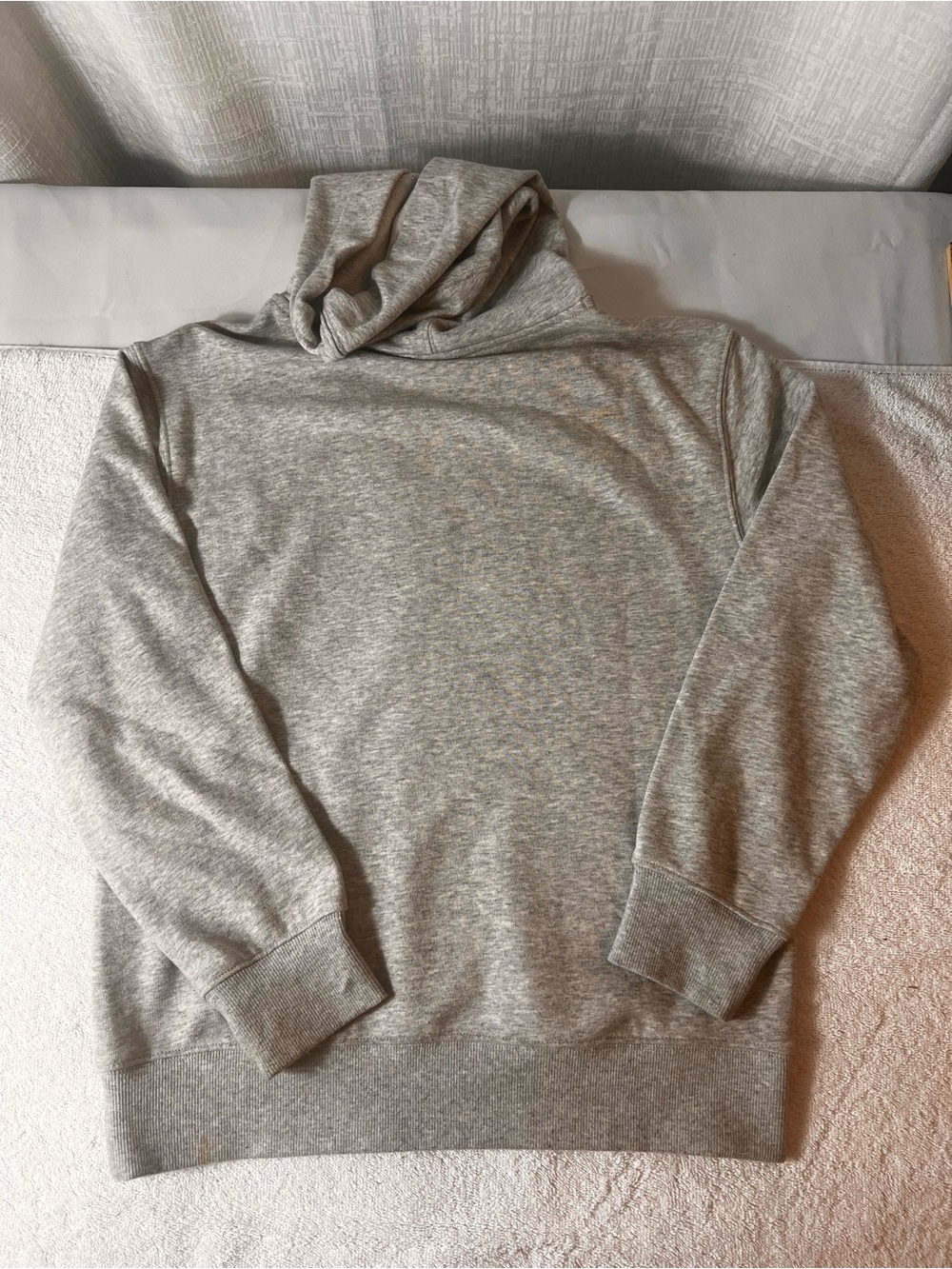 GAP Men's Hooded Sweatshirt in Heather Gray with Logo - Picture 2 of 7